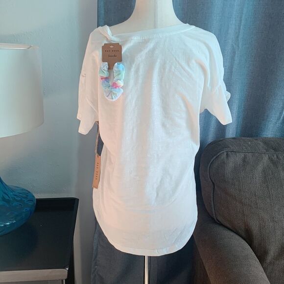 Rae Dunn Pride graphic tee sz med 'Equality' Pride tee shirt - Picture 6 of 9